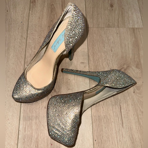 Pin on a glass slipper; Blue by Betsey Johnson - Picture 1 of 5